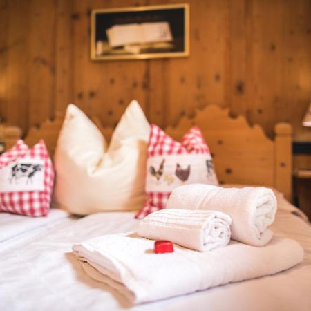 Chalet Alpenrose Bio Wellness Naturhotel Cogolo Eksteriør bilde