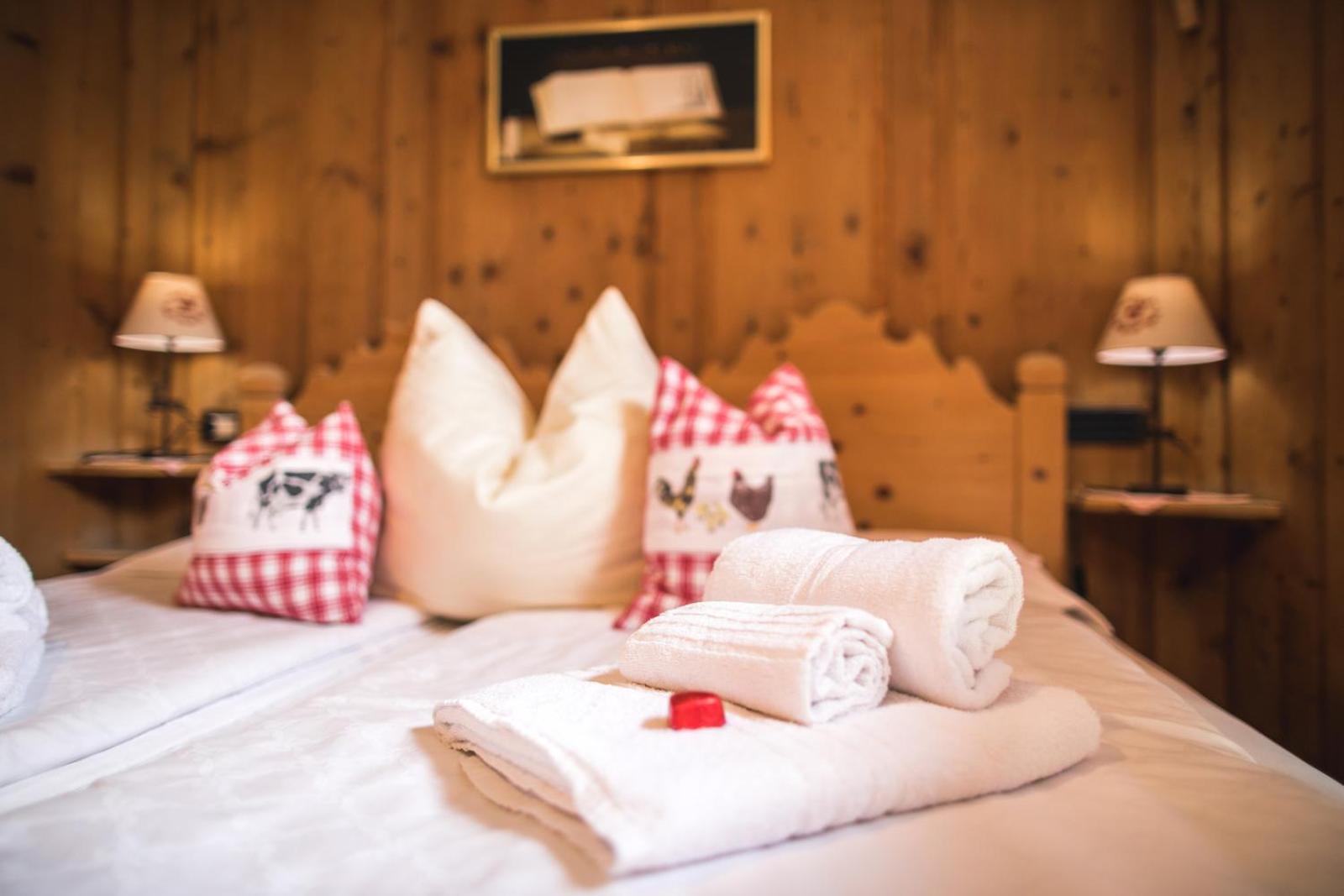 Chalet Alpenrose Bio Wellness Naturhotel Cogolo Eksteriør bilde